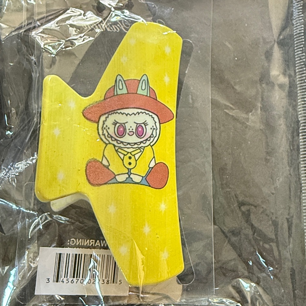 MNM Fashion Yellow Character Hair Clip